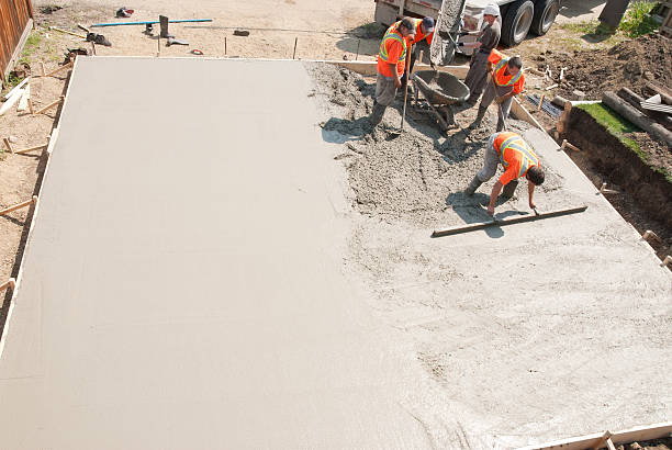 Best Local Concrete Companies  in Spring Lake, NC